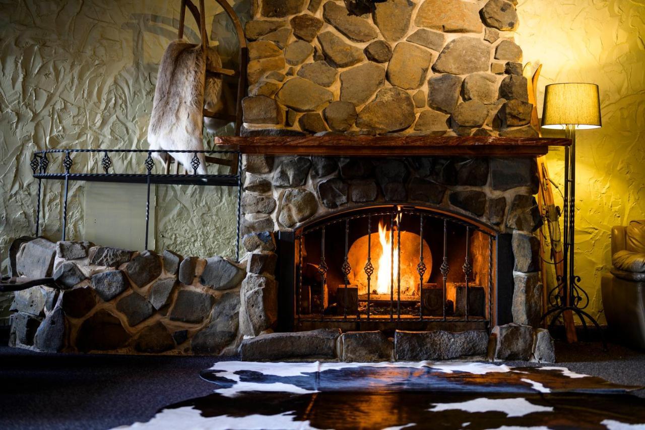 Falls Creek Hotel Exterior foto